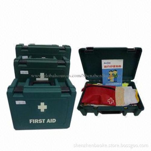 HSE-compliant wall-mounted first-aid box in green for car